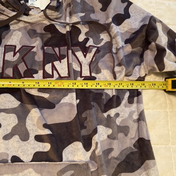 DKNY Lightweight long fleece hoodie - Picture 5 of 6